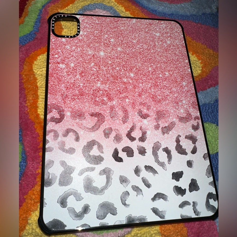 Apple iPad 10.9-inch CASETiFY cover